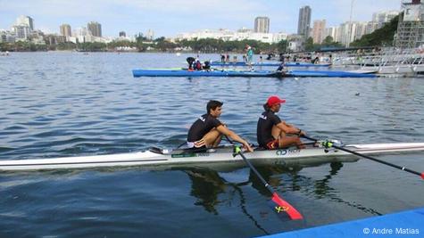 Atletas da luta olímpica se preparam para competição no Rio