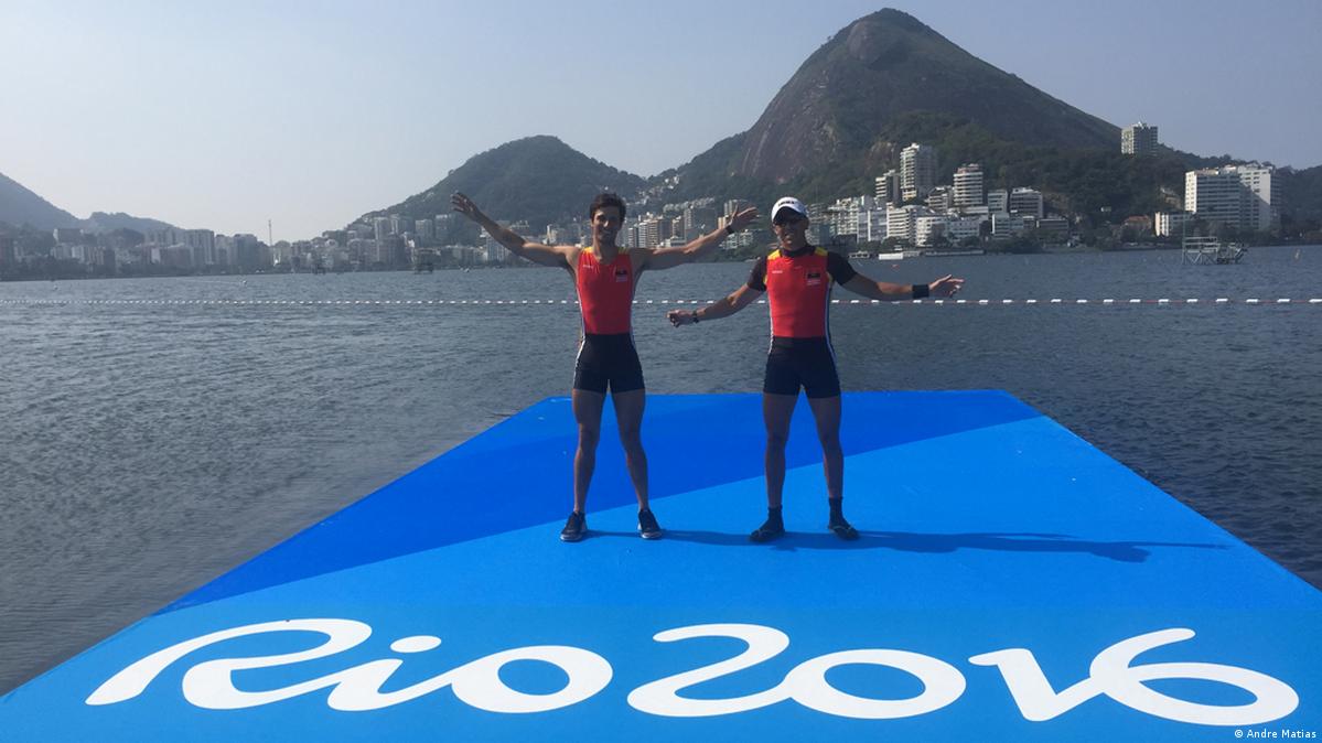 Atletas da luta olímpica se preparam para competição no Rio