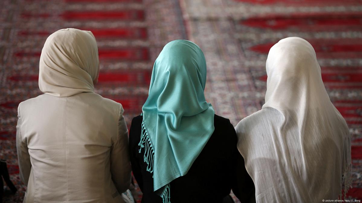 Women s Rights In Islam Fighting For Equality DW 05 22 2020