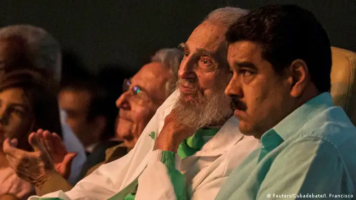 El expresidente cubano Fidel Castro volvió a mostrarse en público el 13 de agosto de 2016, para asistir a la gala cultural que que celebró su 90 cumpleaños en el teatro Karl Marx de La Habana. 