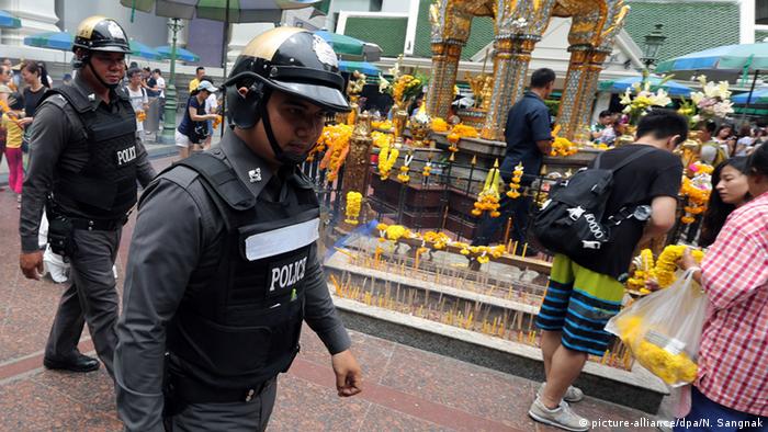 Thailand Verstärkte Sicherheitskontrollen durch die Polizei