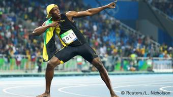 Rio 2016 Usain Bolt Rewrites History Books With Third 100m Olympic Crown Sports German Football And Major International Sports News Dw 15 08 2016