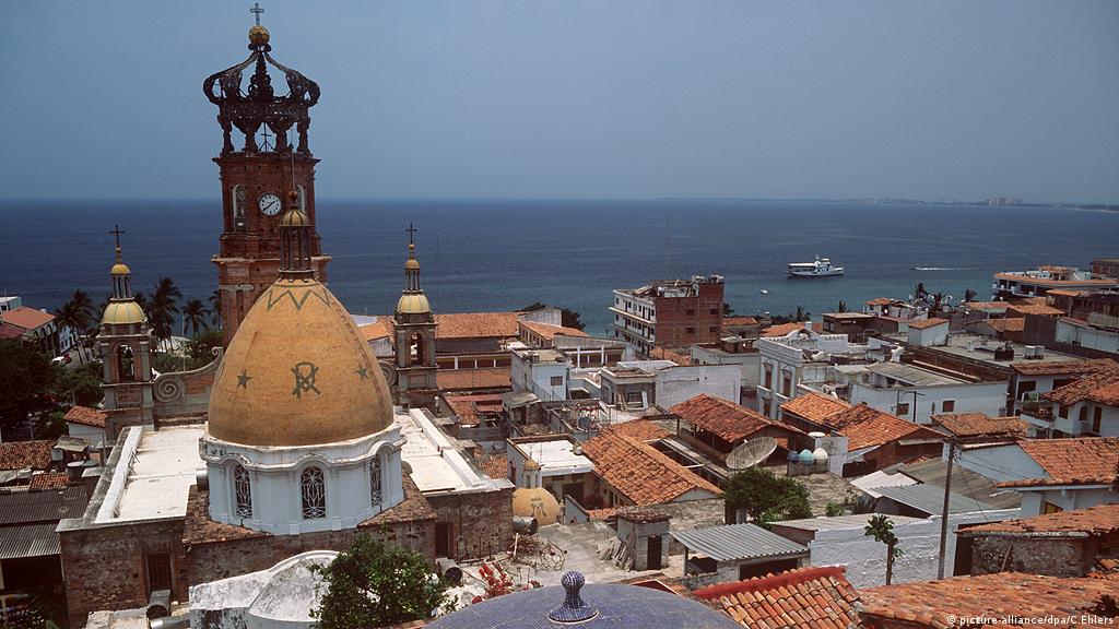 México: secuestran a 16 personas en turístico Puerto Vallarta | Destacados  | DW 