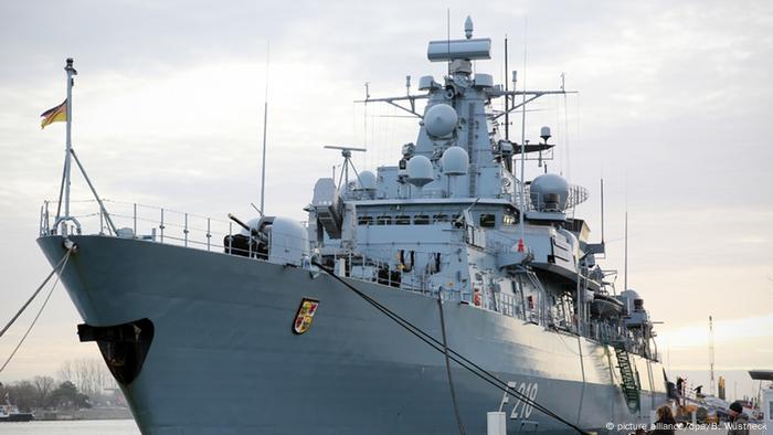 Warnemünde Fregatte Mecklenburg-Vorpommern Marine Bundeswehr