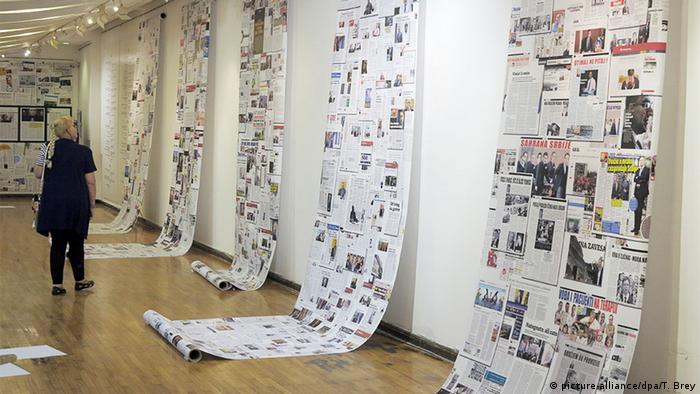 Belgrad Serbien Ausstellung Unzensierte Lügen