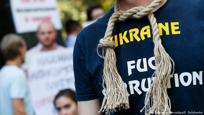 Ukraine Aktivisten protestieren gegen illegale Verfolgung von Anti-Korruptions-Funtionären