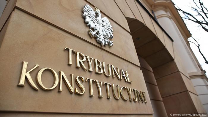Poland S Top Court Rules Against Primacy Of Eu Law News Dw 07 10 2021
