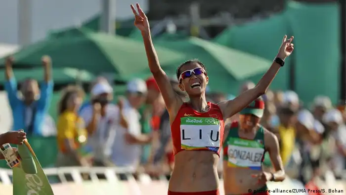 Olympia Rio 16 19 08 Momente Chinas Liu Hong gewinnt Gold in Rennenweg