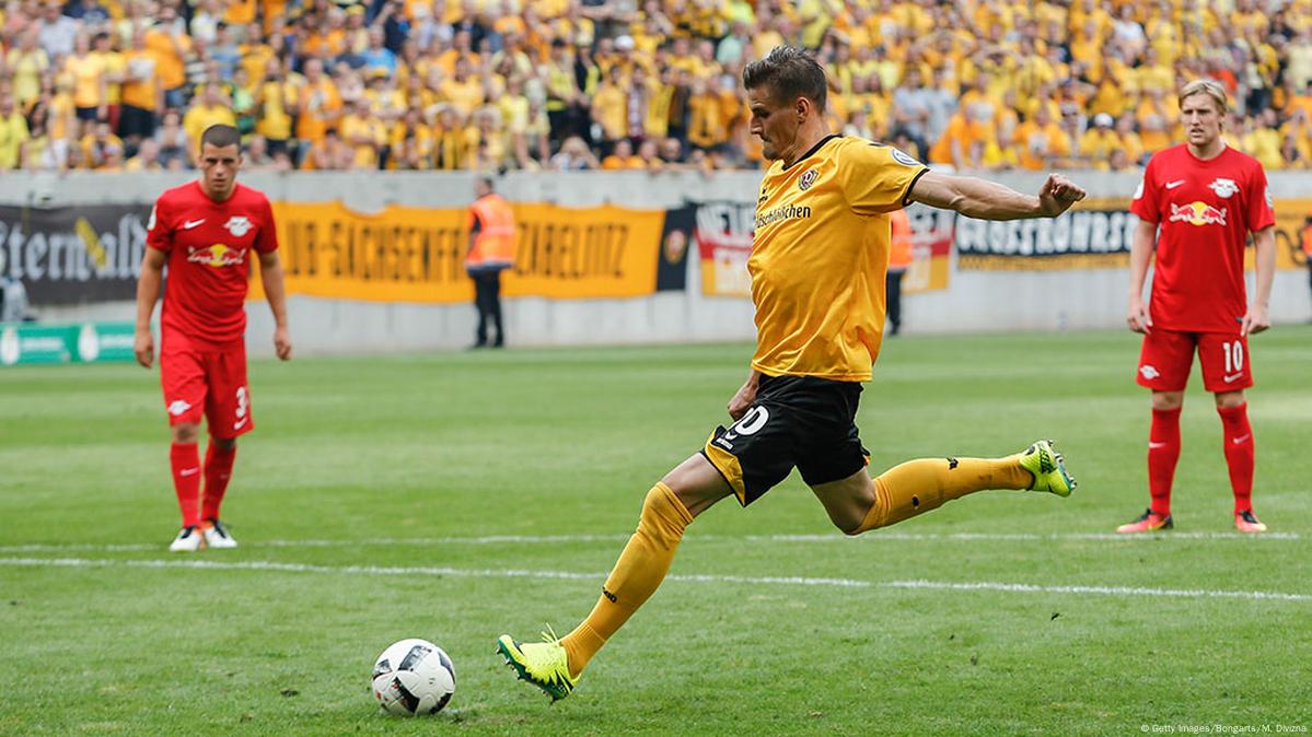 German Cup round-up: Dresden beat RB Leipzig – DW – 08/20/2016