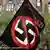 Schwarze Flagge mit durchgestrichenem Hakenkreuz (Foto: AP)