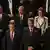 Der neue Ministerpräsident Chahed (vorne rechts) mit seinem Kabinett (Foto: AFP)
