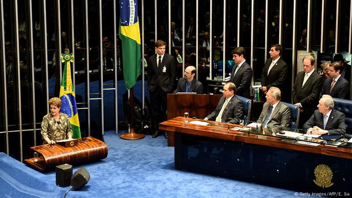 Dilma Rousseff fala no Senado