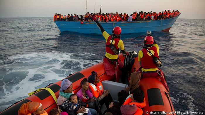 Mittelmeer Rettung von Flüchtlingen