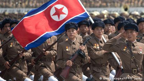Nordkorea Militärparade (Getty Images/AFP/E. Jones)
