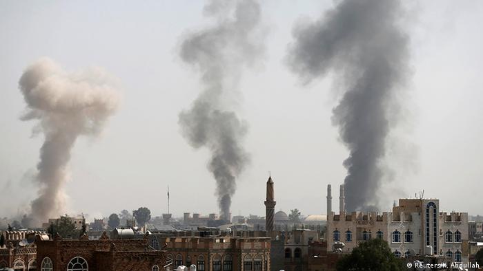 Jemen Luftangriff auf Sanaa (Reuters/K. Abdullah)