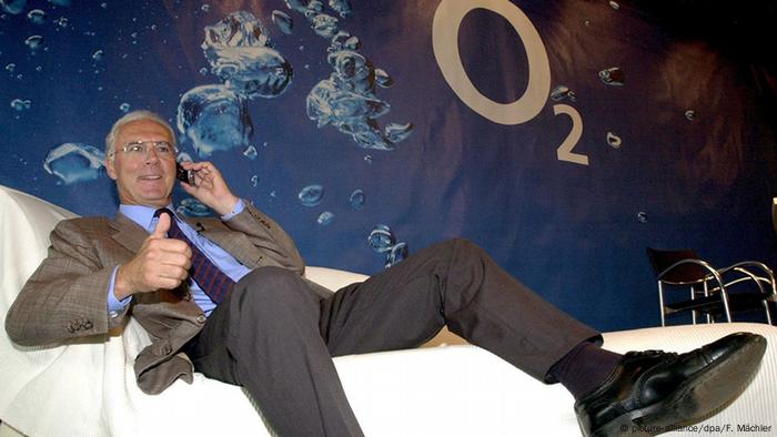 Franz Beckenbauer macht O2 Werbung Foto: c) picture-alliance/dpa/F. Mächler