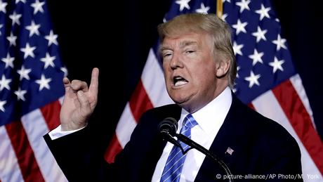 USA Donald Trump hält eine Rede in Phoenix