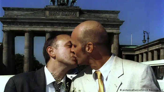 Berlin Kuss schwule Männer
