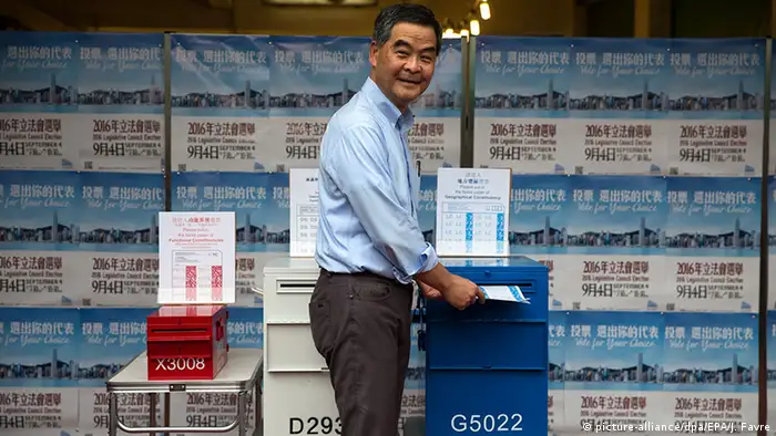 China Wahlen in Hongkong - Leung Chun-ying
