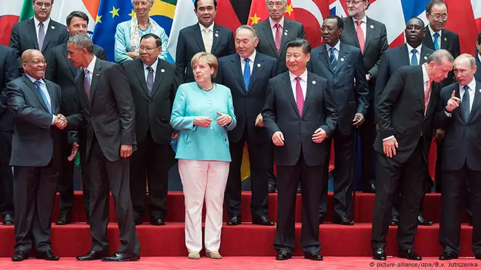 China G20 Gipfel in Hangzhou - Aufstellung zum Gruppenbild (picture-alliance/dpa/B.v. Jutrczenka)