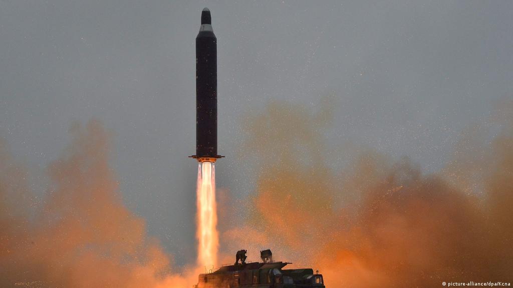 Japón alerta a ciudadanos tras el lanzamiento de un misil por parte de Corea del Norte