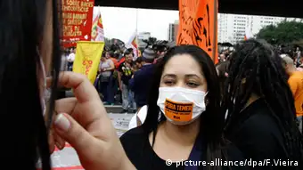 Brasilien Demonstration People without Fear und Popular Brazil