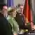 Almanya Başbakanı Merkel, Ekonomi Bakanı Michael Glos ve Çevre Bakanı Sigmar Gabriel ile birlikte basın toplantısı düzenledi
