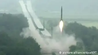 Nordkorea Raketentest undatierte Aufnahme