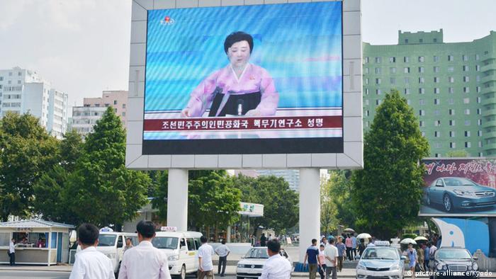 Nordkorea Pyongyang - Nordkoreanische Staatsfernsehen berichtet über Atomtest (picture-alliance/Kyodo)