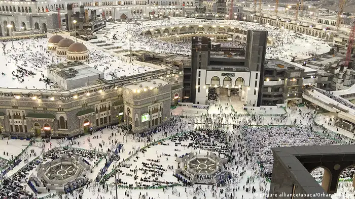 Saudi Arabien Mekka Hadsch (picture alliance/abaca/Orhan Akkanat)