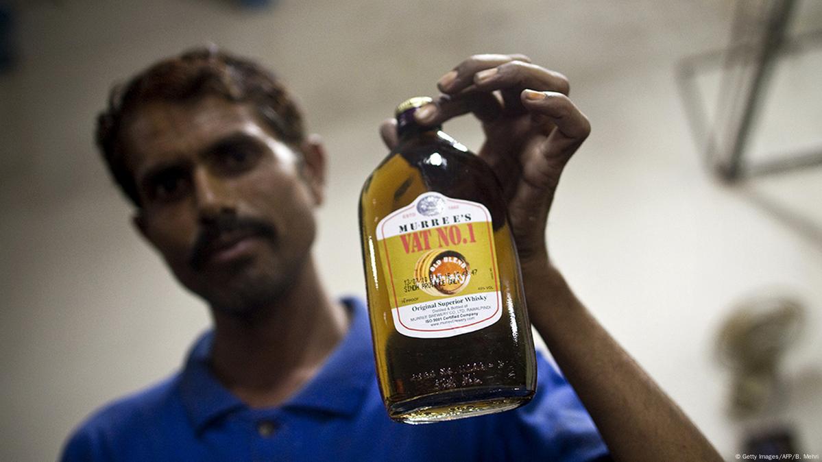 pakistan-s-alcohol-prices-surge-during-pandemic-dw-04-22-2021