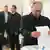 Russland Parlamentswahlen Stimmabgabe Putin