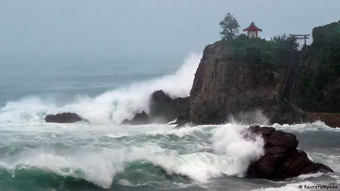 Japan Taifun Malakas (Reuters/Kyodo)