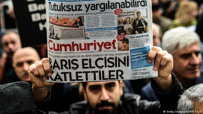 Türkei Zeitung Cumhuriyet