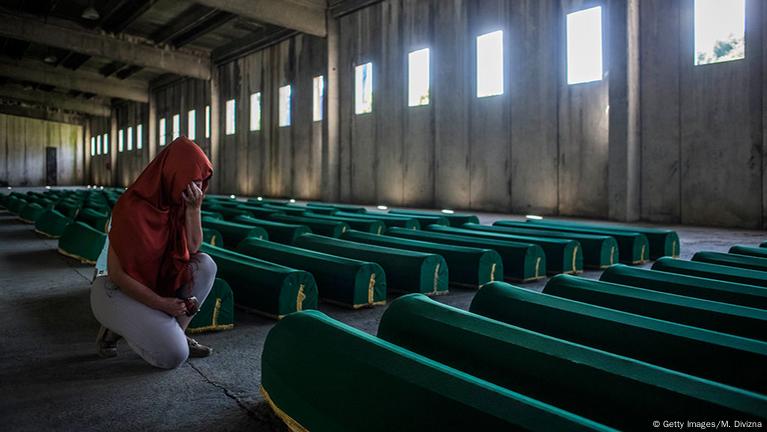 AİHM'den Srebrenitsa kurbanlarının yakınlarına ret – DW – 22.09.2016