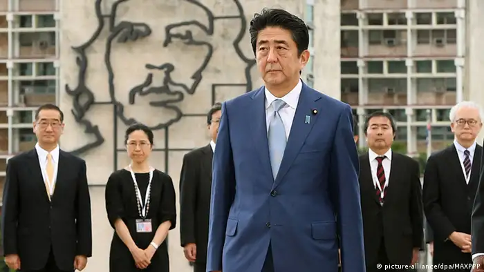 Japan Premierminister Shinzo Abe zu Besuch in Kuba