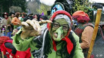 Noche de Walpurgis: las brujas alemanas celebran el primero de mayo |  Ciudades y Rutas | DW 