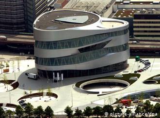 En forma de hélice, el edificio que alberga el museo evoca la espiral del ADN.
