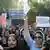 تظاهرات زنان برای تغییر قوانین تبعیض‌آمیز، دانشگاه تهران، ۲۲ خرداد ۱۳۸۴