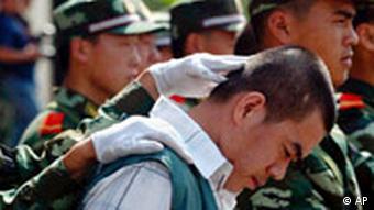 Ein zum Tode verurteilter Drogendealer im ostchinesischen Hangzhou (Foto: AP)