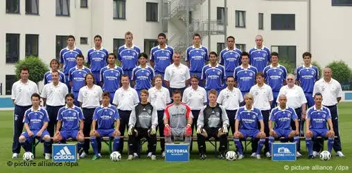 Mannschaftsvorstellung des FC Schalke 04 am Freitag (07.07.2006) auf dem Trainingsgelände in Gelsenkirchen Saison 2006/07