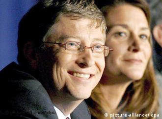 Filantropo Bill Gates Y Su Esposa Melinda Ganan Premio Asturias Cultura Dw 20 10 2006