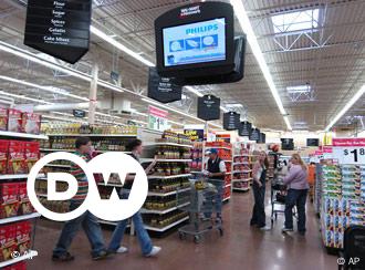 Walmart Facing Tough Competition as German Grocery Giant Heads to U.S. -  TheStreet