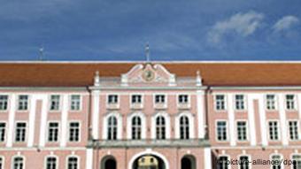 Das ehemalige Schloss auf dem Domberg in der estnischen Hauptstadt Tallinn ist heute Sitz des Parlaments, Foto: dpa