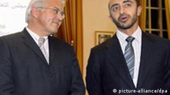 Bundesaußenminister Frank-Walter Steinmeier und sein Amtskollege der Vereinigten Arabischen Emirate, Abdullah bin Zayed Al Nahayn. Quelle: dpa