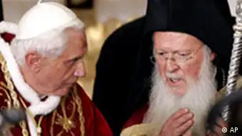Papst Benedikt XVI in der Türkei mit Patriarch Bartholomäus I
