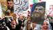 Regierungsgegner mit einem Plakat des Hisbollah-Führers Nasrallah Regierungsgegner mit einem Plakat des Hisbollah-Führers Nasrallah
