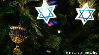 Symbolbild Weihnachten und Chanukka