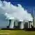 İngiliz hükümeti, kurulacak yeni nesil nükleer santrallerin, atmosferin kirletilmesini azaltacağını savunuyor.