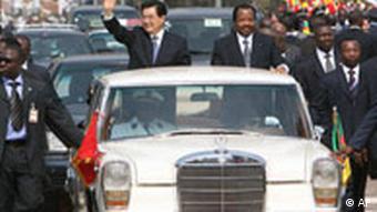 Kamerun China Hu Jintao in Afrika Auto